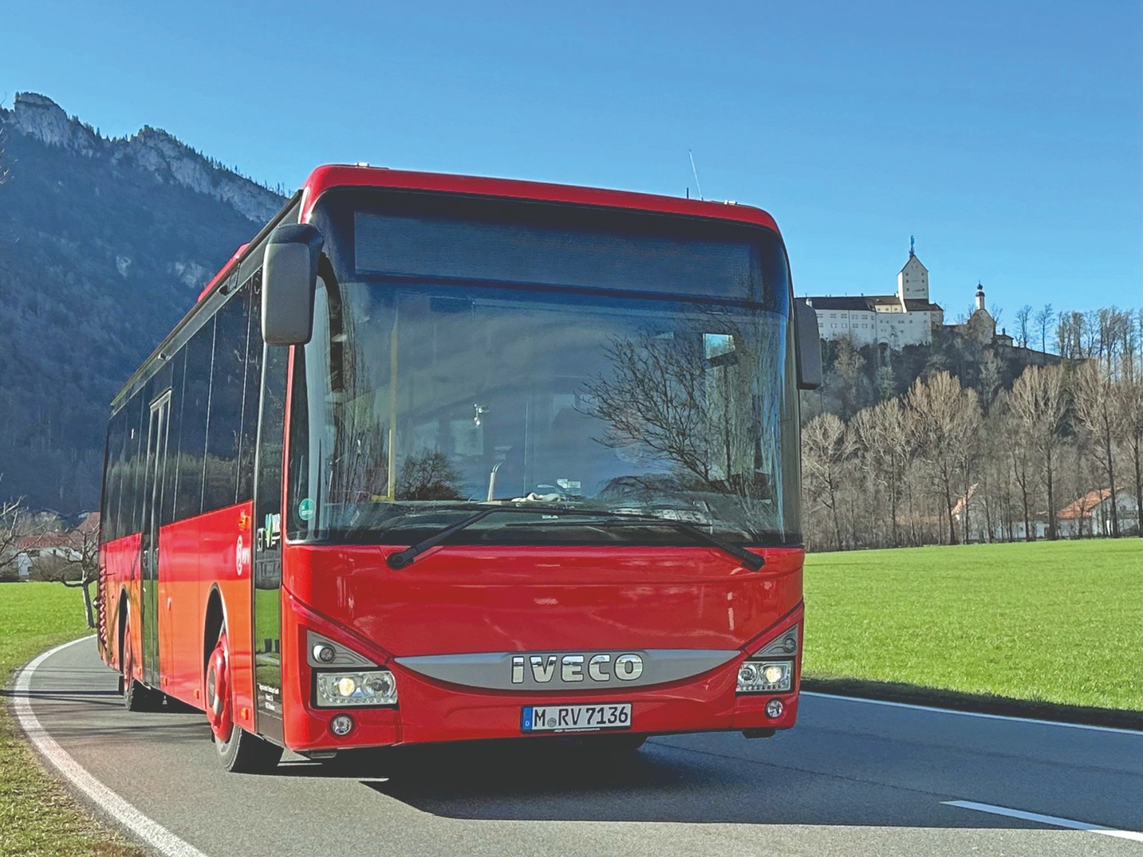 Grenzüberschreitender Ausflugbus MVV-Linie 482